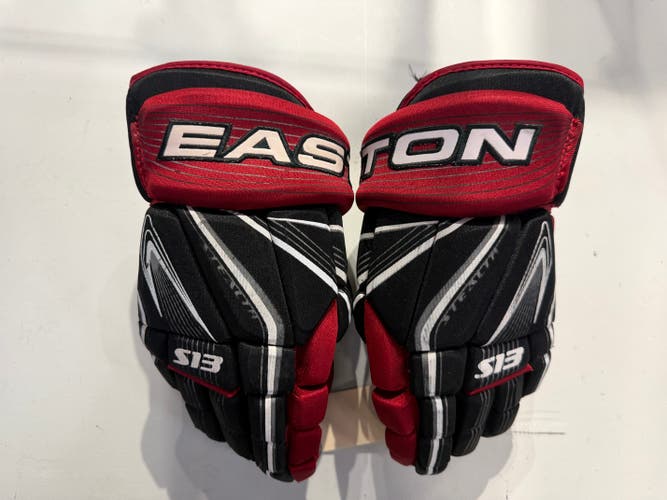 Black /Red Senior Easton S13 Gloves 13" (Used)