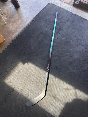 Senior Bauer Nexus 2N Pro Right Handed Hockey Stick P28 87 Flex Pro Stock (Used)
