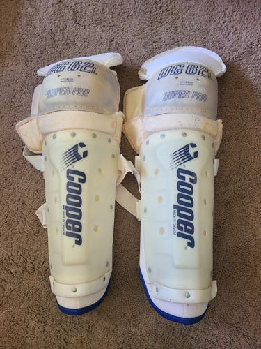 Senior 17" Shin Pads (Used)