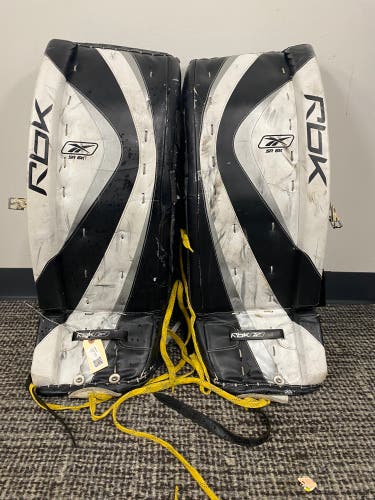 32" Senior Reebok 6K Goalie Leg Pads (Used)