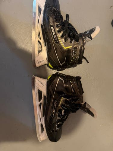 2024 Bauer Elite Hockey Goalie Skates Size 5.5 (Used)
