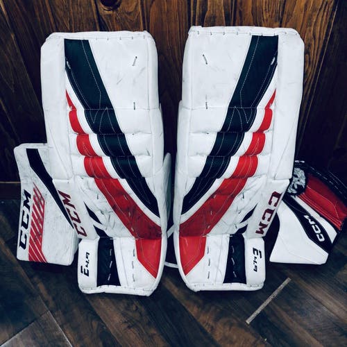 Matching Set of CCM Goalie Equipment 31+1” & Jr. Gloves