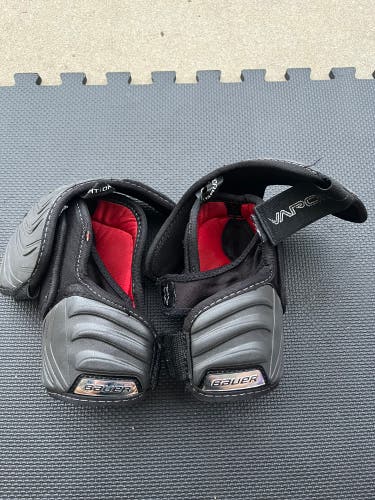 Junior Large Bauer Vapor X900 Lite Elbow Pads (Used)
