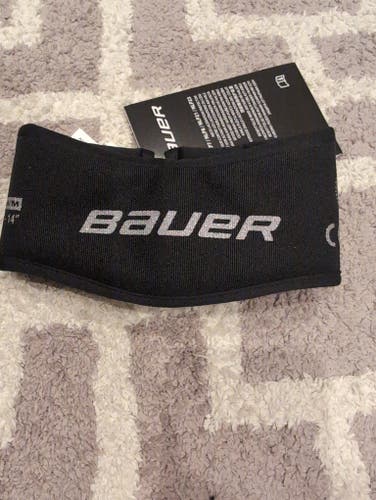 Brand new Bauer neck guard NLP7 S-M