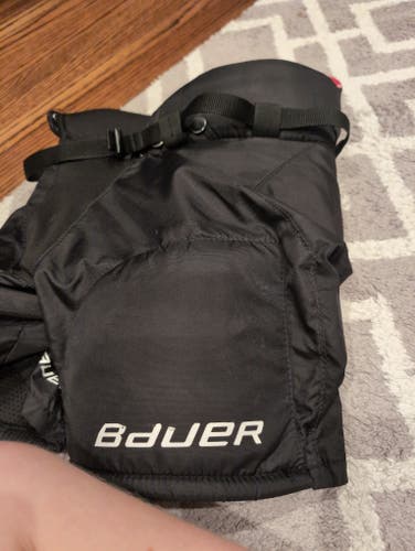 Used Bauer nsx pants size yth medium
