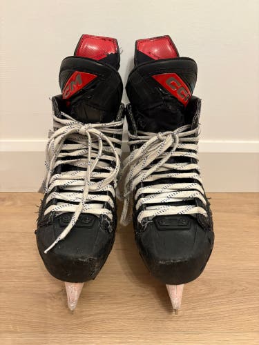 CCM JetSpeed FT6 Hockey Skates Regular Width 8 (Used)