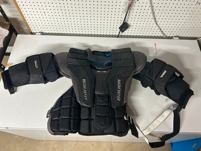 Large Bauer Elite Goalie Chest Protector (Used)