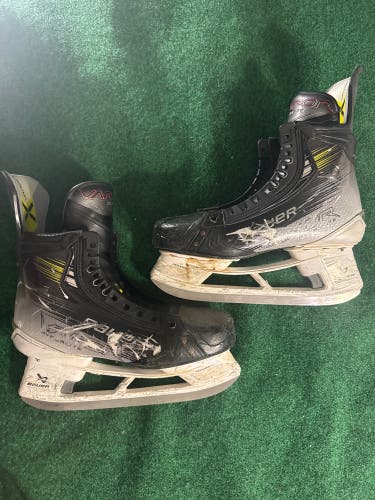 Senior Bauer Vapor Hyperlite 2 Hockey Skates (Fit 2) Size 10 (Used)
