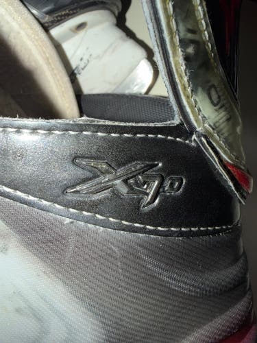 2011 Bauer Vapor X7.0 Hockey Skates Regular Width Size 6.5 (Used)