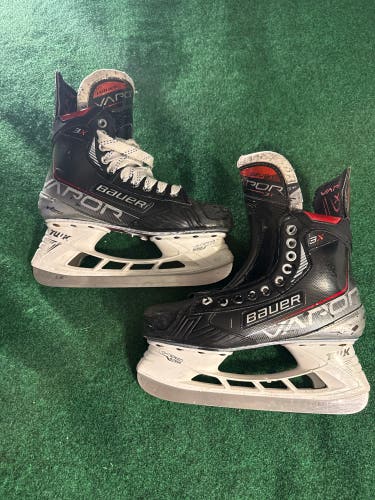 Senior Bauer Vapor 3X Hockey Skates (Fit 1) Size 7 (Used)