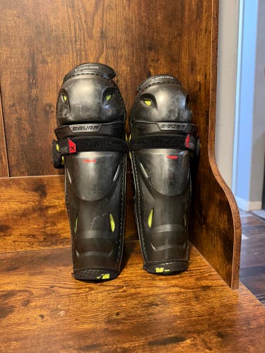 Junior Bauer Vapor 3X Pro 12" Shin Pads Pro Stock (Used)