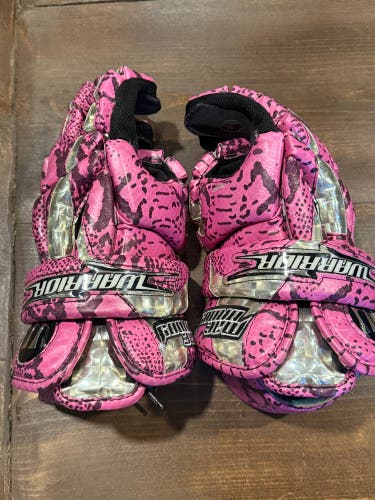Warrior Pink Snakeskin Macdaddy size 13 Lacrosse Gloves 164/200