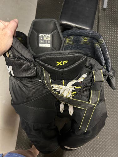 Men's Senior Small CCM Tacks XF Hockey Pants (Used)