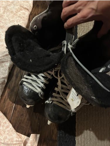 Official Patrick marleau skates