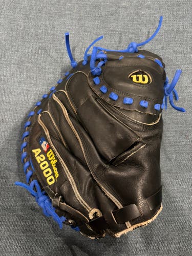 Wilson A2000 RH Catcher's Baseball Glove