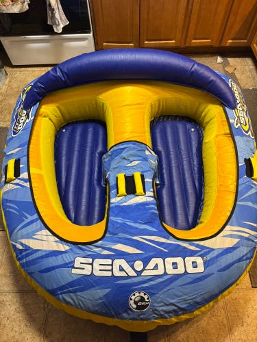 Sea-doo Team Towable Inflatable Tube Raft 2 Person Tow Behind Float BRP Deck seadoo