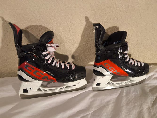 CCM Jetspeed Ft6 non pro 5.5 regular width mint hockey skate
