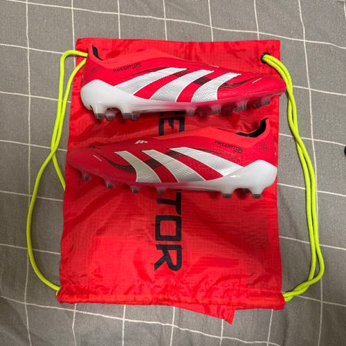 Orange Men's Size M 10.5 (W 11.5) Adidas predator ELite Cleats (New)