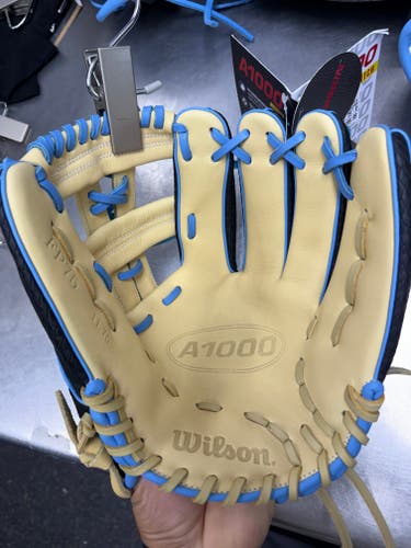 Wilson RHT A1000 FP75 Softball Glove 11.75" **New**