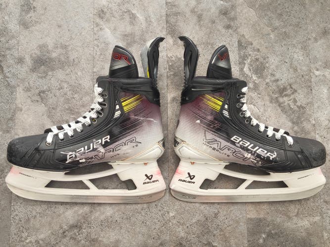 Bauer Vapor Hyperlite 2 Skates Sz 8 Fit 2 w Steel and Soles