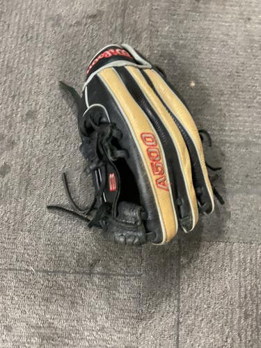 Used Wilson A500 BB/SB Glove RH Throw Black 11 1/2" 11614-S000243719