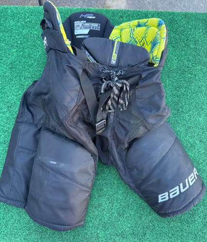 Black Bauer HP Perf Hockey Pants (Used) | Junior Large