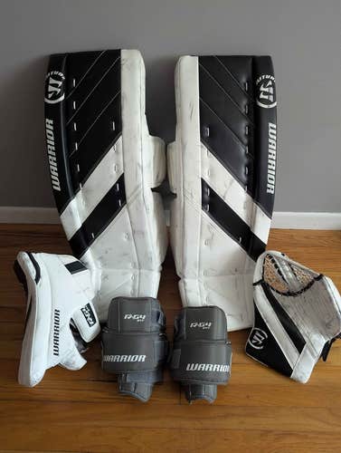 32" Warrior Ritual G4 Regular Goalie Full Set (Used)