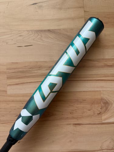 2026 DeMarini Lotus  30/19 (-11) Fastpitch Softball Bat