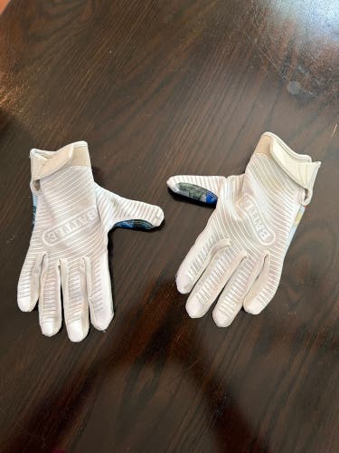 Medium Adult Battle Gloves (Used)