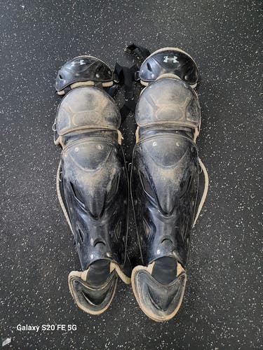 Used Under Armour SHIN GUARDS Catchers Leg Guards Black Intermed 11849-S000044013