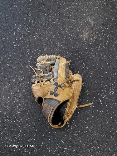 Used Under Armour GP11501 BB/SB Glove RH Throw Navy Blue 11 1/2" 11849-S000044016