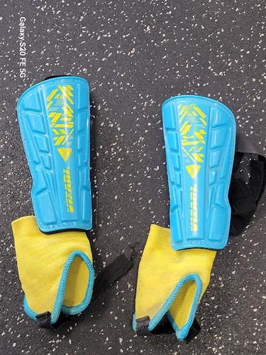 Used Vizari Soccer Shin Guards Adult Blue SM 11849-S000043955