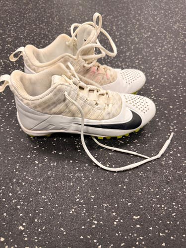 Used Nike LAX Cleats Boys White Junior 03 11849-S000043934
