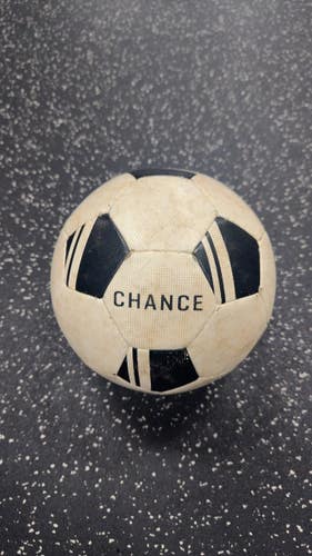 Used CHANCE All Size Soccer Ball White 4 11849-S000043886