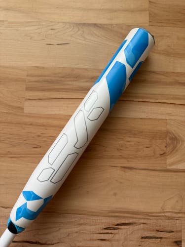 DeMarini CF 33/23 (-10) Fastpitch Softball Bat