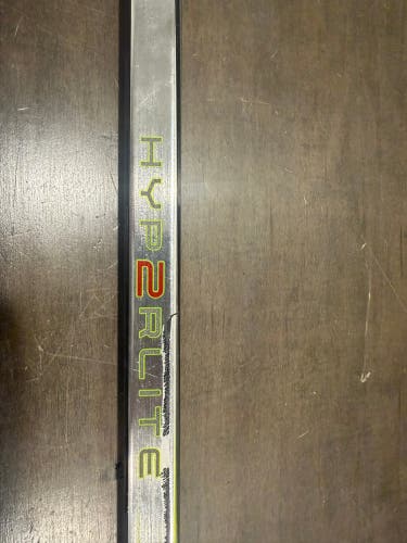 Intermediate Bauer Vapor Hyperlite 2 Right Handed Hockey Stick P92 55 Flex (Used)