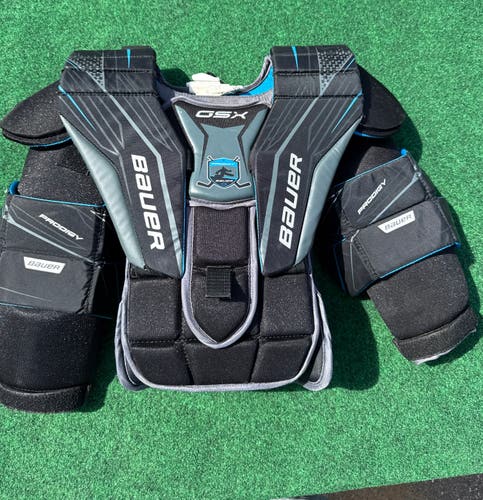 Bauer GSX Prodigy Goalie Chest Protector (Used) | Youth Small / Medium
