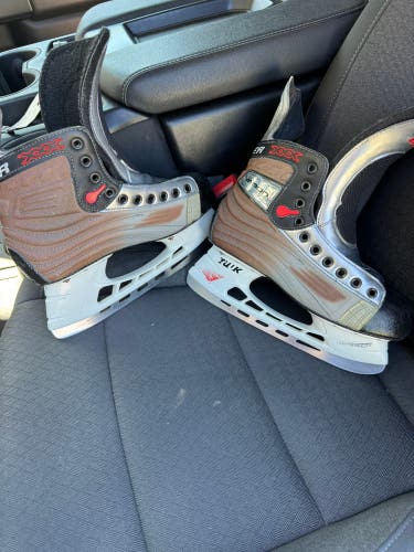 2005 Bauer Vapor XXX Hockey Skates Regular Width Size 6 (New)