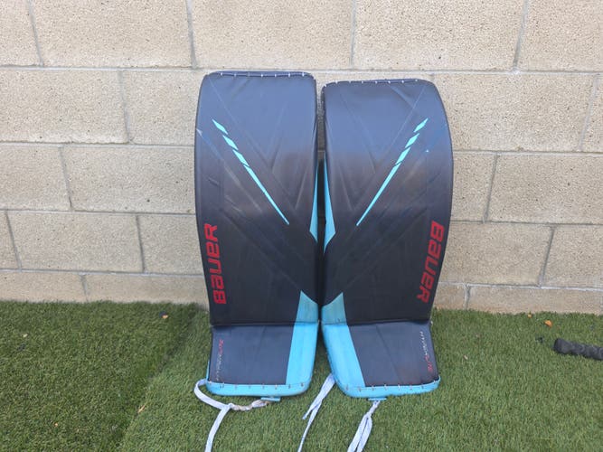 Bauer Vapor Hyperlite 1 34inch Medium Goalie Leg Pads