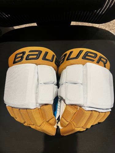 Bauer Pro Series Gloves 13" (New) VGK - Victor Olofsson Short / Zero Cuff