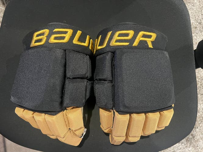 Bauer Pro Series Gloves 13" (New) VGK - Victor Olofsson - Short / Zero Cuff