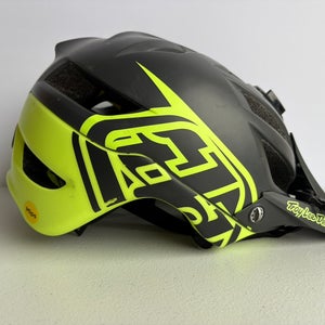 Small Troy Lee Designs Bike Helmet (Used)