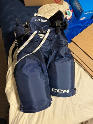 Senior Large CCM Tacks AS 580 Hockey Pants (Used)