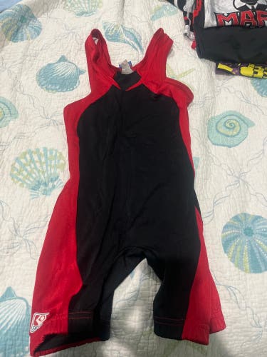 Brute (Used)Youth Small Singlet