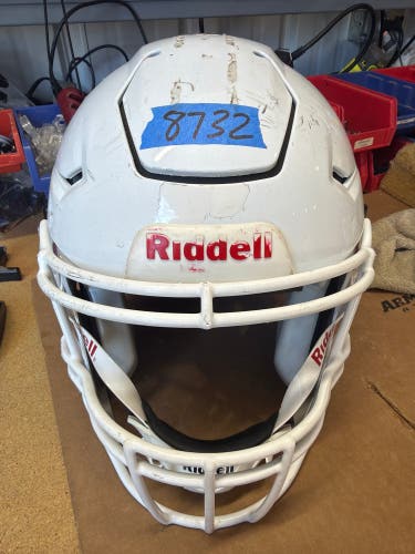 USED RIDDELL FLEX ADULT HELMET - LARGE - WHITE METALLIC