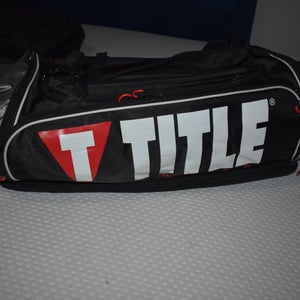 Title Boxing Aerovent Gear Duffel/Backpack, Black - Great Condition!