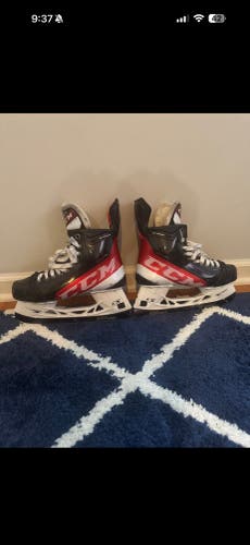 2021 CCM JetSpeed FT4 Pro Hockey Skates Regular Width 7 (Used)