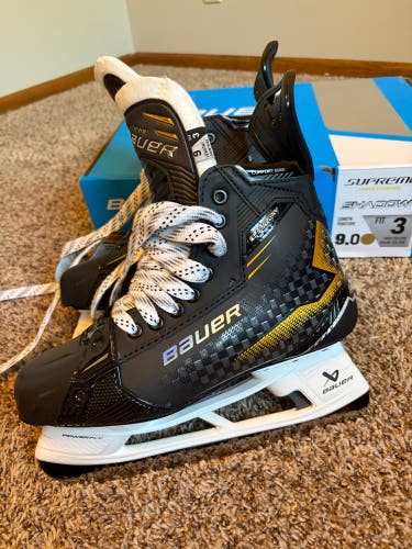 2024 Bauer Supreme Shadow SR  Hockey Skates 9 Fit 3 (New with Flaws) Black/Gold