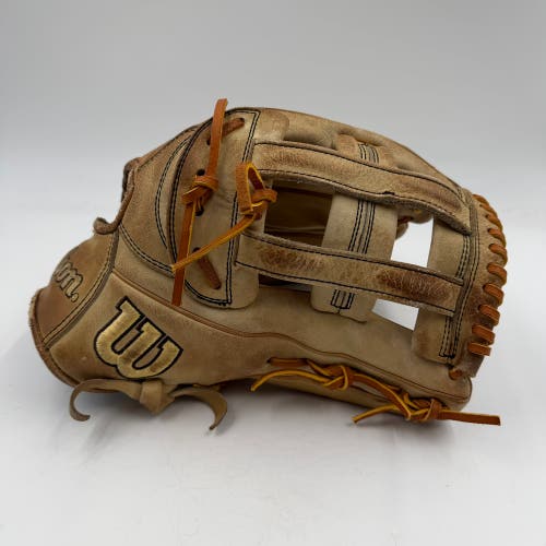 Wilson A2000 1799 12.75 Outfield Baseball Glove