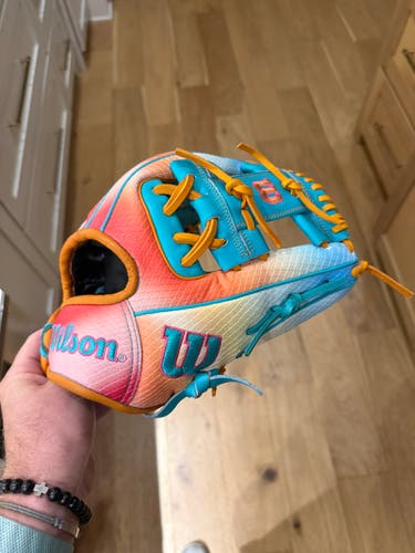Wilson A2000 1975 11.75" Flamingo Confetti – 2025 Omaha CWS Limited Edition